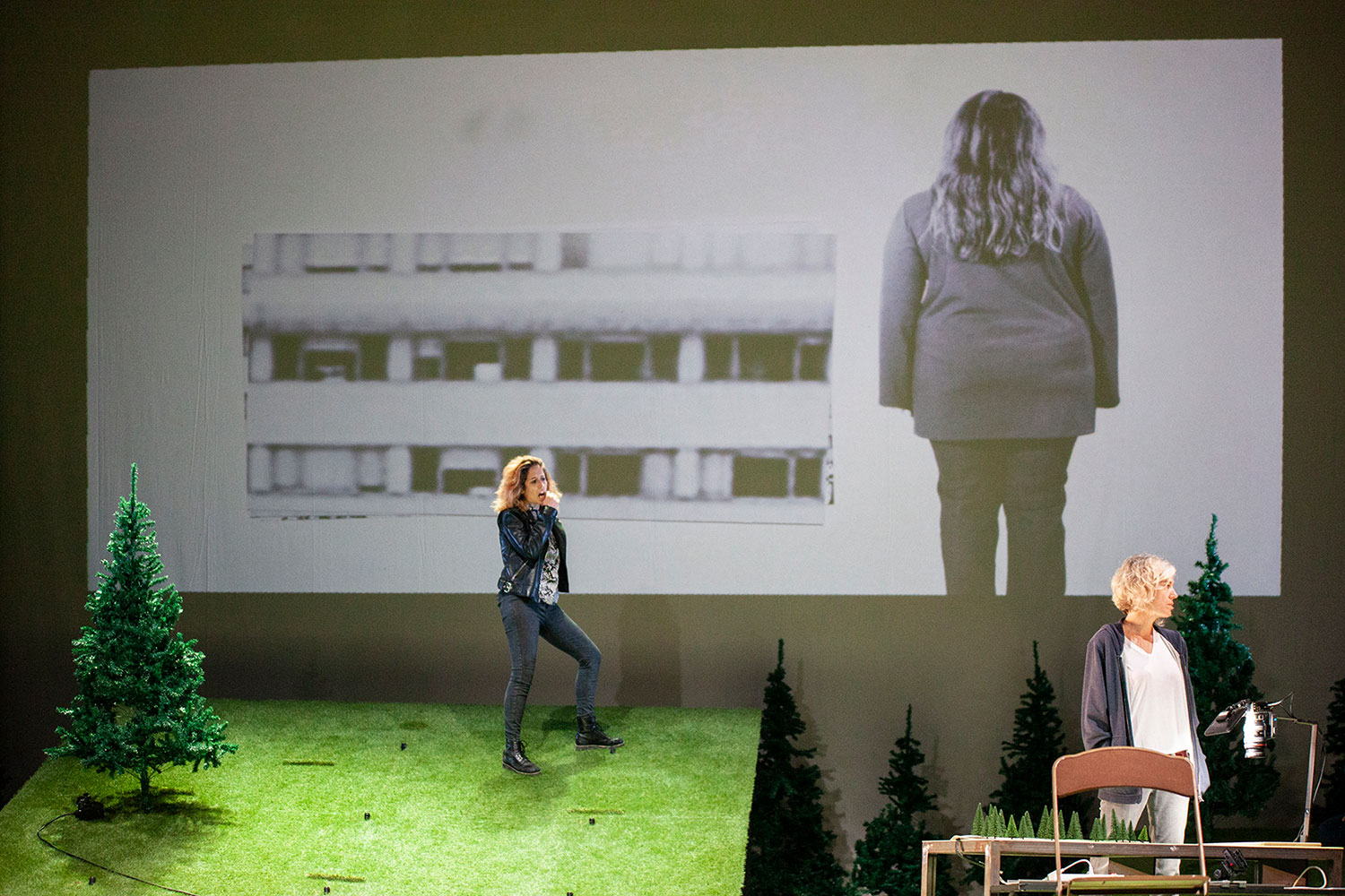 Encara hi ha algú al bosc | © Oriol Casanovas